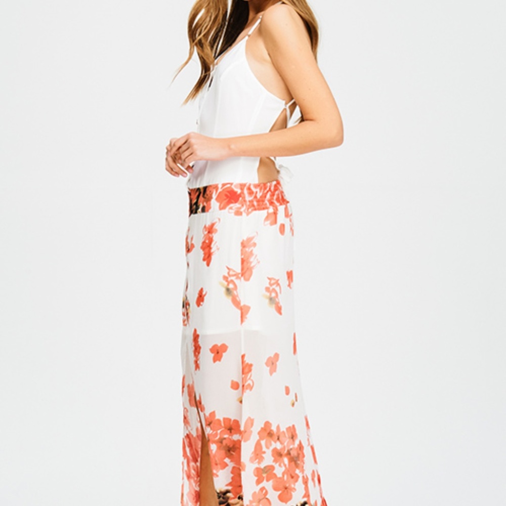 NEW floral print slit front backless axi dress - Picture 3 of 7